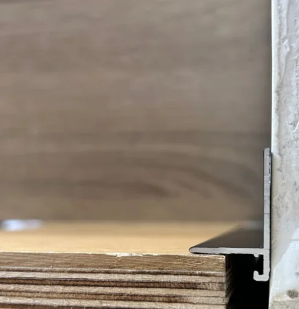 Микроплинтус Framedoors minimal L FD-06 (Покраска по RAL.)
